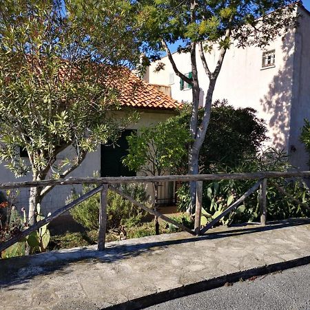 Ferienwohnung Collina E Mare Finale Ligure Exterior foto