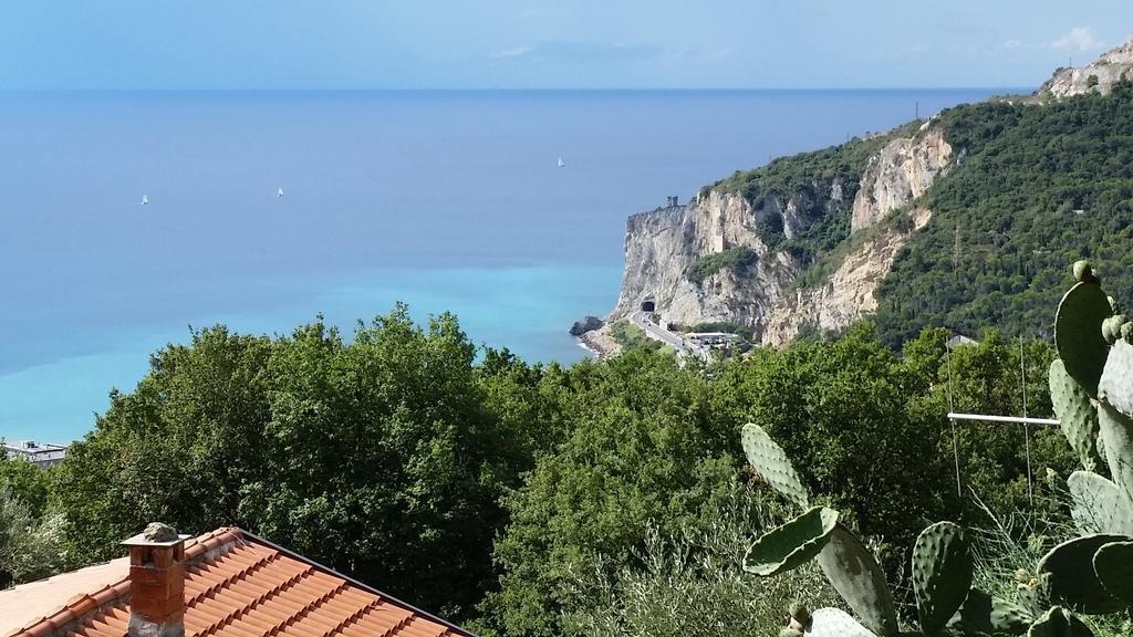 Ferienwohnung Collina E Mare Finale Ligure Exterior foto
